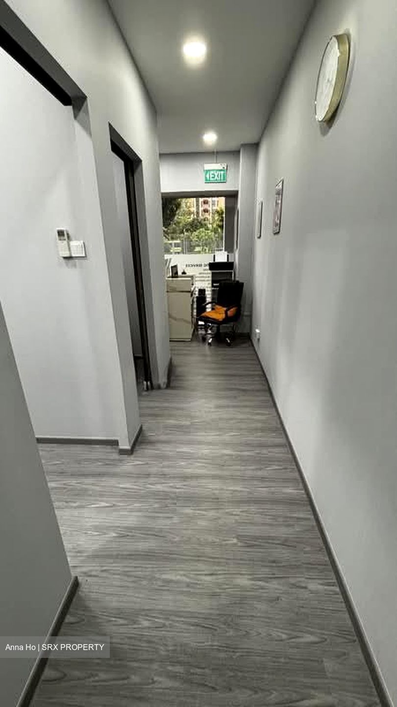 Bishan Street 11 (D20), Shop House #578636181
